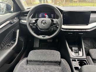 Skoda Octavia ETSI AUTOMAAT HYBRIDE NAVI CLIMA VIRT DASH CAMERA TREKHAAK LED B.J 12-2024 picture 12