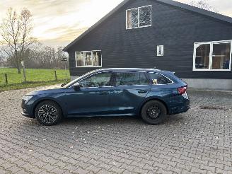 Skoda Octavia ETSI AUTOMAAT HYBRIDE NAVI CLIMA VIRT DASH CAMERA TREKHAAK LED B.J 12-2024 picture 24