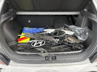 Hyundai Kona N-LINE 125 PK SPORT T-GDI CLIMA CAMERA APP LED B.J 04-2023 picture 20