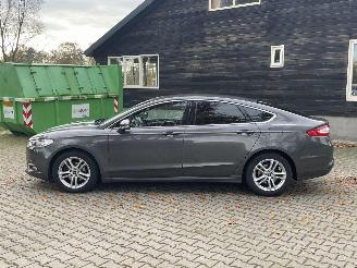 Ford Mondeo 1.5 AUTOMAAT NAVI CLIMA LED TREKHAAK B.J 2018 MOTORSCHADE MOTOR LOOPT picture 6