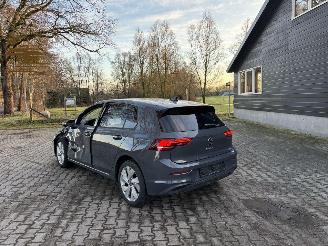 Volkswagen Golf FACELIFT 8.5 ETSI 1.5 HYBRIDE AUTOMAAT NAVI CLIMA CAMERA LED VIRT DASH TREKHAAK B.J 12-2024 picture 4