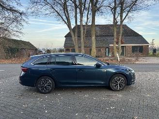 Skoda Octavia TSI AUTOMAAT HYBRIDE NAVI CLIMA VIRT DASH CAMERA TREKHAAK LED B.J 12-2024 picture 5