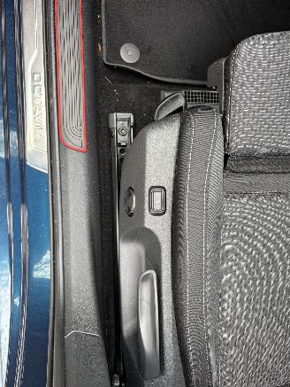 Skoda Octavia TSI AUTOMAAT HYBRIDE NAVI CLIMA VIRT DASH CAMERA TREKHAAK LED B.J 12-2024 picture 16