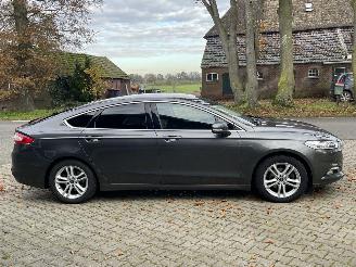 Ford Mondeo 1.5 AUTOMAAT NAVI CLIMA LED TREKHAAK B.J 2018 MOTORSCHADE MOTOR LOOPT picture 5