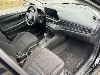 Hyundai Bayon AUTOMAAT 1.0 T-GDI AIRCO CAMERA B.J 2025 schroefschade picture 10