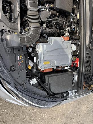 Renault Clio 1.6 SPORT E-TECH HYBRIDE 145 AUTOMAAT NAVI CLIMA CAMERA LED B.J 2023 picture 16