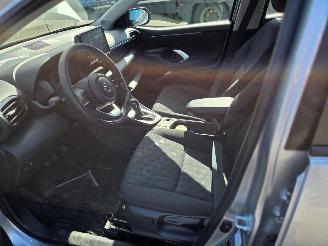 Mazda 2 1.5 HYBRIDE AUTOMAAT CAMERA PDC STOELVERW. B.J 07-2024 picture 3