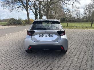 Mazda 2 AUTOMAAT HYBRIDE CLIMA CAMERA B.J 2024. 17 dkm picture 7