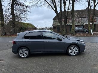 Volkswagen Golf 8.5 ETSI 1.5 HYBRIDE AUTOMAAT NAVI CLIMA CAMERA LED VIRT DASH TREKHAAK B.J 12-2024 picture 7