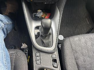 Mazda 2 AUTOMAAT HYBRIDE APP CLIMA CAMERA PDC STOELVERW B.J 7-2024 picture 20