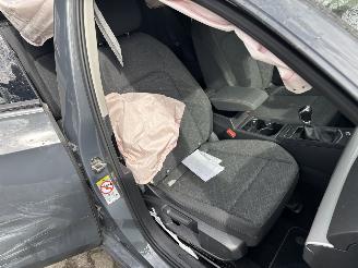 Volkswagen  8 TSI 110 PK NAVI CLIMA VIRT DASH PDC CRUISE B.J 10-2020 picture 15