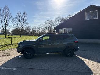 Dacia Duster AUTOMAAT 1.6 HYBRIDE NAVI CLIMA CAMERA PDC LED B.J 12-2024 picture 5