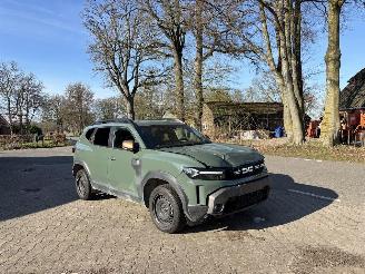 Dacia Duster AUTOMAAT 1.6 HYBRIDE NAVI CLIMA CAMERA PDC LED B.J 12-2024 picture 4