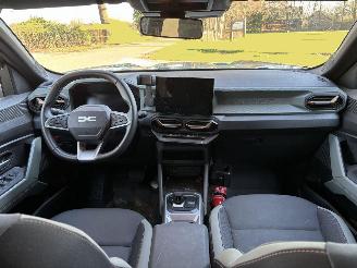 Dacia Duster AUTOMAAT 1.6 HYBRIDE NAVI CLIMA CAMERA PDC LED B.J 12-2024 picture 8