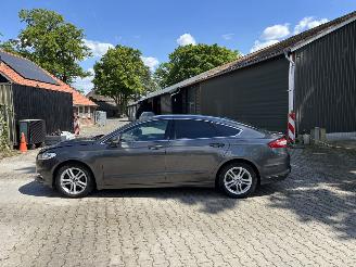 Ford Mondeo AUTOMAAT NAVI CLIMA LED TREKHAAK B.J 2018 MOTORSCHADE MOTOR LOOPT picture 8