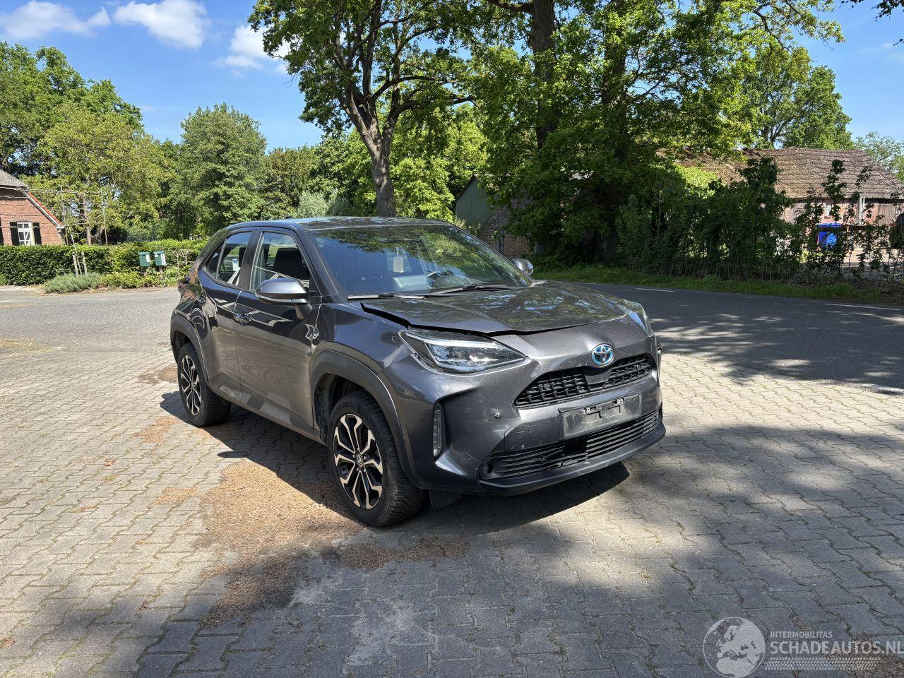 Toyota Yaris Cross HYBRIDE 1.5 AUTOMAAT NAVI CLIMA CAMERA PDC B.J 06-2023