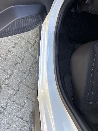 Dacia Sandero STEPWAY TCE EDITION AIRCO CAMERA LED PDC B.J 04-2025 PLAATSCHADE NIEUW picture 18