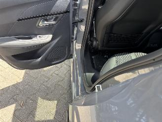 Peugeot 208 HYBRIDE 136 PK PANO AUTOMAAT NAVI CLIMA CAMERA LED B.J 2025 picture 17