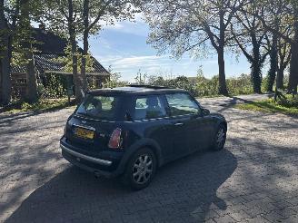 Mini One 1.6 Panodak Airco elec pakket B.J 2003 inruiler geen schade picture 4