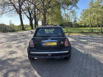 Mini One 1.6 Panodak Airco elec pakket B.J 2003 inruiler geen schade picture 8