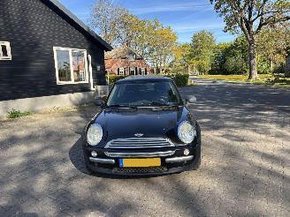 Mini One 1.6 Panodak Airco elec pakket B.J 2003 inruiler geen schade picture 7