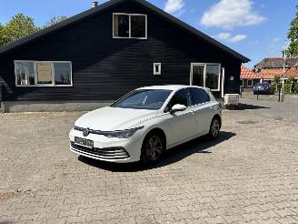 škoda osobní automobily Volkswagen Golf 8 TSI 110 PK VIRTUEEL DASH CLIMA LED PDC B.J 2021 2021/1