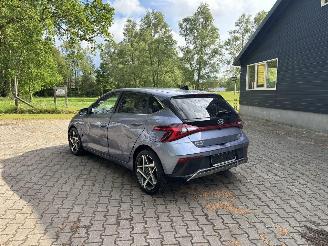 Hyundai I-20 AUTOMAAT 100 PK  PREMIUM SPORT BOSE NAVI CLIMA CAMERA LED B.J 12-2024 picture 4