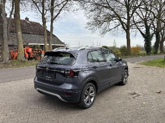 Volkswagen T-Cross SI 110 PK STYLE NAVI CLIMA CAMERA VIRT DASH B.J 09-2022 PLAATSCHADE picture 4