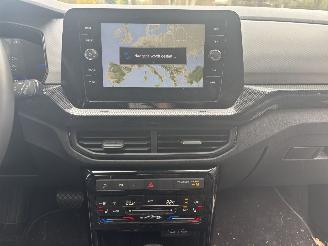 Volkswagen T-Cross AUTOMAAT 116 PK NAVI CLIMA CAMERA B.J 12-2024 FACELIFT picture 12