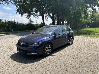 Coche accidentado Volkswagen Golf GTE 204 PK PLUG IN HYBRIDE AUTOMAAT STYLE NAVI CLIMA CAMERA LED B.J 2023 2023/10