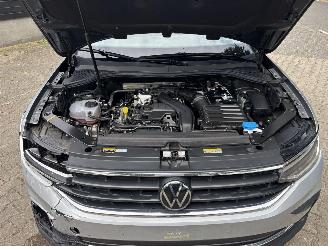 Volkswagen Tiguan 1.5 AUTOMAAT 150 PK NAVI CLIMA CAMERA VIR Dashboard LED TREKHAAK B.J 2024 picture 20