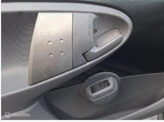 Citroën  1.0 12 V 5-drs Stuurbekr elec pakket B.J 2005 APK verlopen picture 5