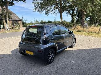 Citroën C1 1.0 12V EDITION 5-drs Airco Stuurbekr Elec pakket B.J 2005 Geen APK picture 2