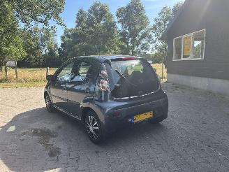 Citroën C1 1.0 12V Ambaince 5-drs Airco Stuurbekr Elec pakket B.J 08-2005 picture 4