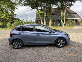 Hyundai I-20 AUTOMAAT 100 PK PREMIUM SPORT BOSE NAVI CLIMA CAMERA LED B.J 12-2024 picture 7
