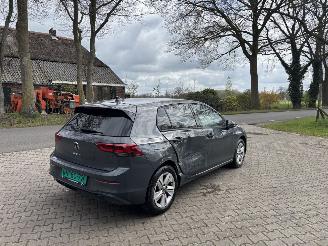 uszkodzony samochody osobowe Volkswagen Golf 8 TSI 110 PK NAVI CLIMA VIRT DASH PDC CRUISE B.J 10-2020 2020/10