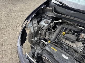 Volkswagen T-Cross 110 PK STYLE NAVI CLIMA CAMERA VIRT DASH B.J 09-2022 PLAATSCHADE picture 15