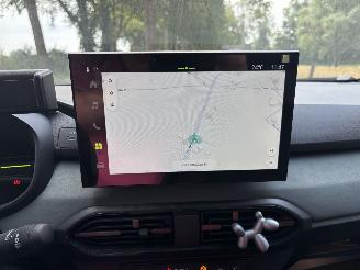 Dacia Jogger 1.8 HYBRIDE AUTOMAAT 7 PERS EXTREEM NAVI CLIMA CAMERA CRUISE LED B.J 04-2026 picture 12