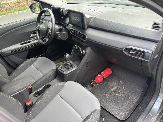 Dacia Jogger 1.6 HYBRIDE AUTOMAAT EXTREEM 5 P NAVI CLIMA CAMERA TREKHAAK B.J 2025 picture 8