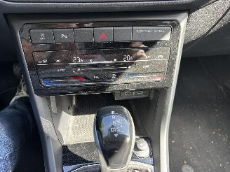 Volkswagen T-Cross AUTOMAAT 110 PK NAVI CLIMA CAMERA VIRT DASH B.J 09-2023 picture 14