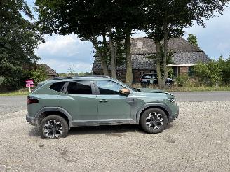 Dacia Duster AUTOMAAT 1.6 HYBRIDE NAVI CLIMA CAMERA PDC LED B.J 12-2024 picture 5