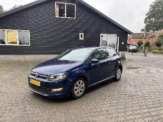 krockskadad bil auto Volkswagen Polo TDI NAVI AIRCO STOELVERW CRUISE B.J 2011 2011/4