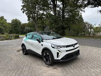 Renault Captur 6 E TECH HYBRIDE AUTOMAAT NAVI CLIMA CAMERA B.J 10-2025 NEW MODEL picture 4