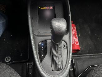 Toyota Aygo X HYBRIDE AUTOMAAT CABRIODAK FULL OPTIONS B.J 2026 UNIEKE UITVOERING picture 16