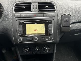 Volkswagen Polo TDI AIRCO NAVI CRUISE LMV B.J 2011 APK verlopen picture 17