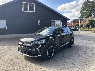 skadebil auto Renault Symbioz 1.6 E-TECH PANO AUTOMAAT HYBRIDE NAVI CLIMA CAMERA B.J 11-2025 2025/11