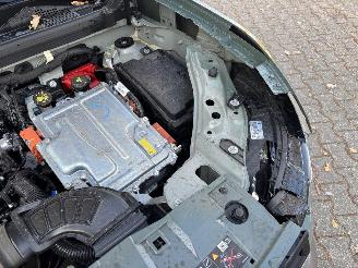 Dacia Duster AUTOMAAT 1.6 HYBRIDE NAVI CLIMA CAMERA PDC LED B.J 12-2024 picture 19