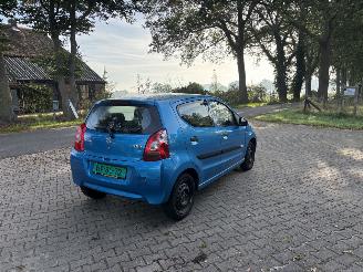 Suzuki Alto 1.0 COMFORT PLUS AIRCO 5-DRS B.J 2010 PARKEERSCHADE picture 2
