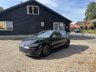 Unfallwagen Volkswagen Golf 8 TSI 110 PK NAVI CLIMA PDC CRUISE B.J 09-2022 2022/9