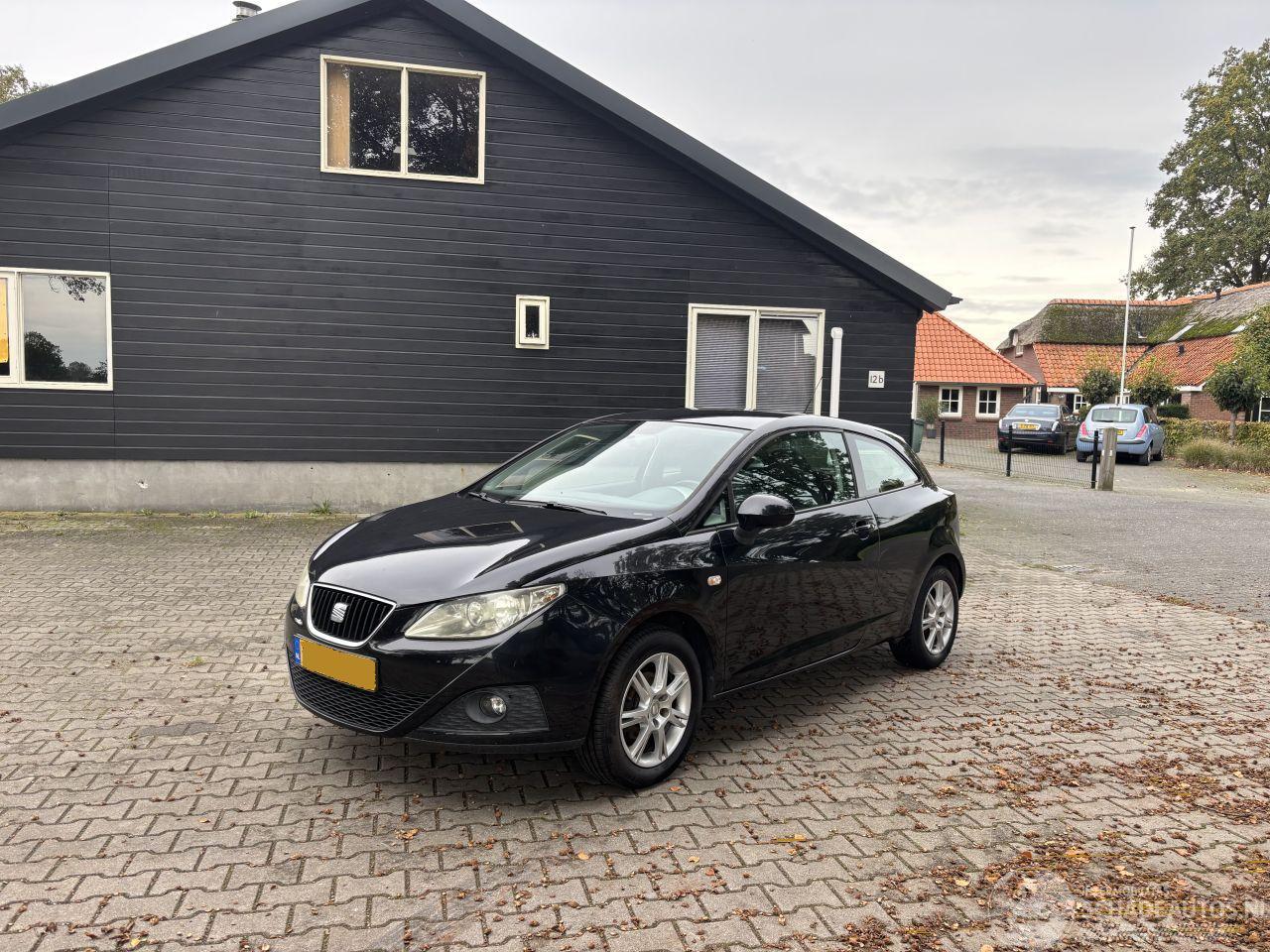 Seat Ibiza SC 1.4 3-drs Airco Lmv Elec pakket B.J 2009 portierschade